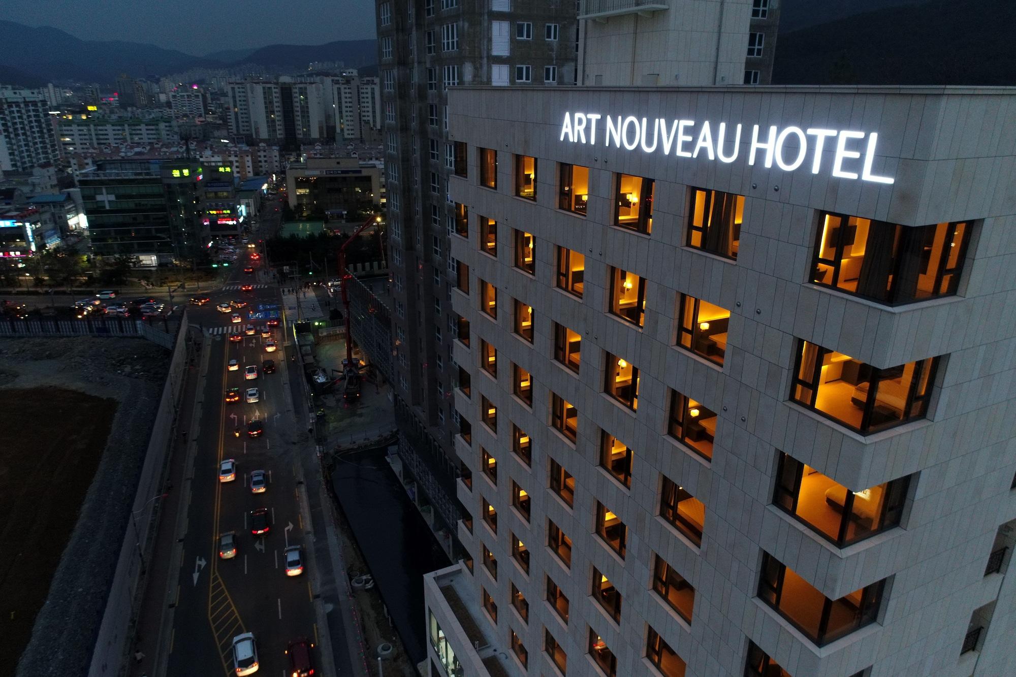 Geoje Artnouveau Suite Hotel Exteriér fotografie