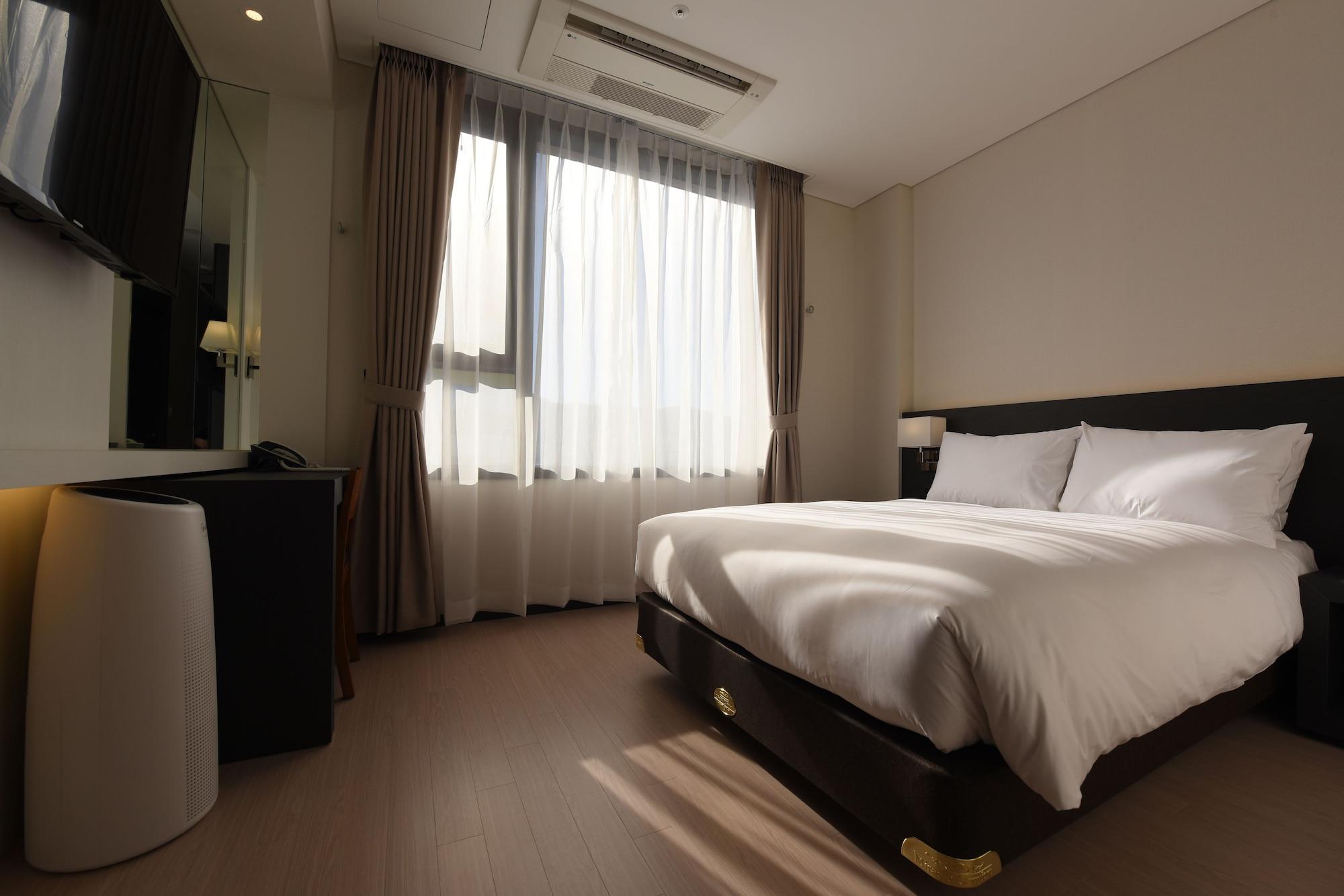 Geoje Artnouveau Suite Hotel Exteriér fotografie