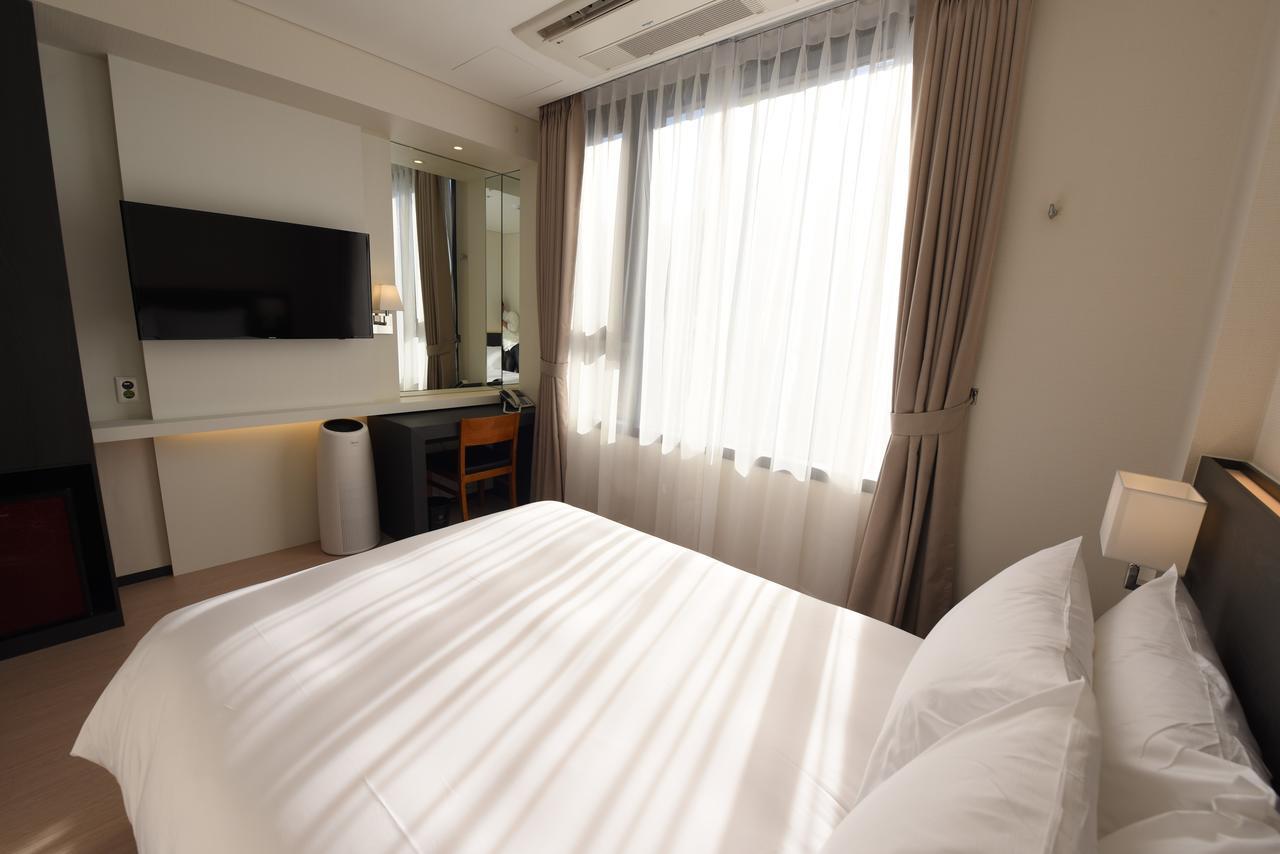 Geoje Artnouveau Suite Hotel Exteriér fotografie