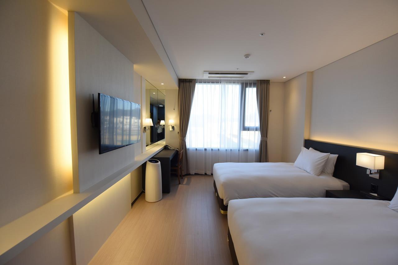 Geoje Artnouveau Suite Hotel Exteriér fotografie