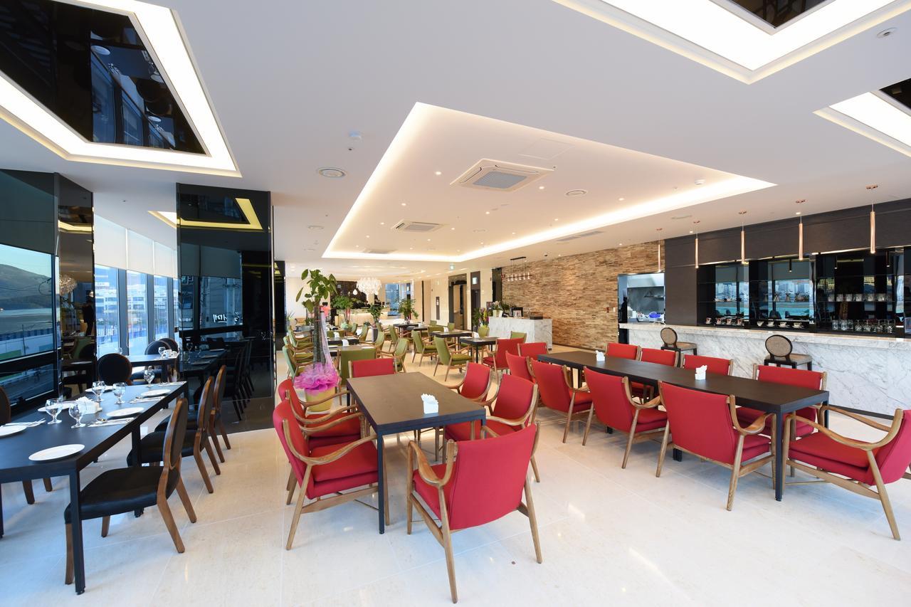 Geoje Artnouveau Suite Hotel Exteriér fotografie