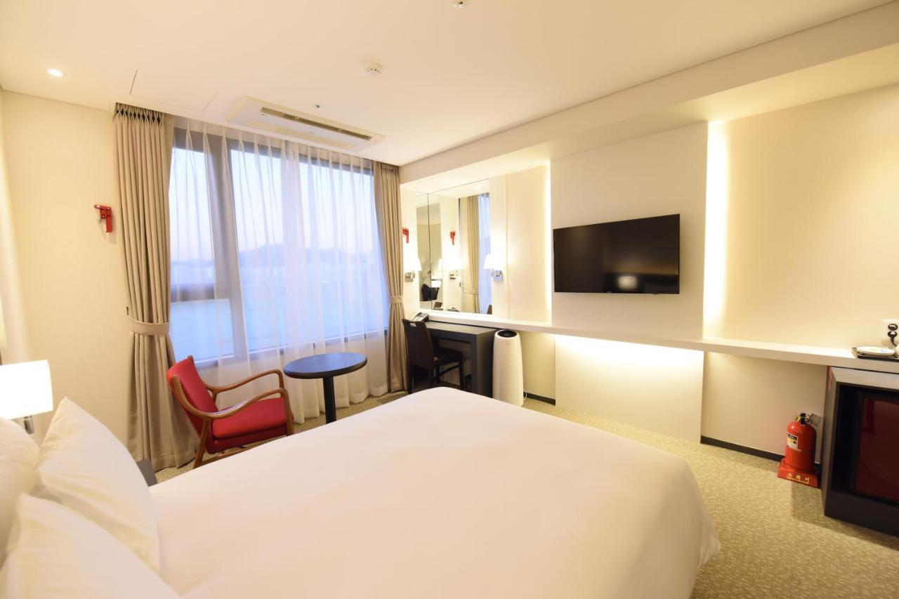 Geoje Artnouveau Suite Hotel Exteriér fotografie